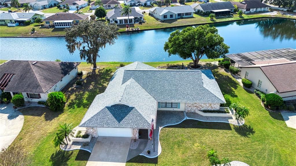 En Venta: $425,000 (2 camas, 2 baños, 2213 Pies cuadrados)