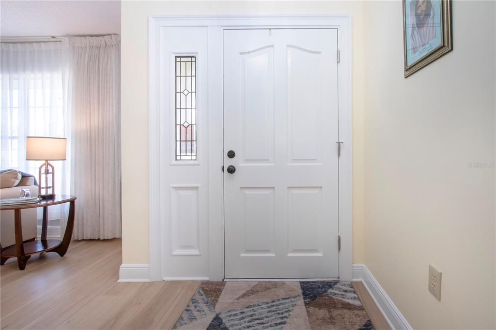 En Venta: $425,000 (2 camas, 2 baños, 2213 Pies cuadrados)