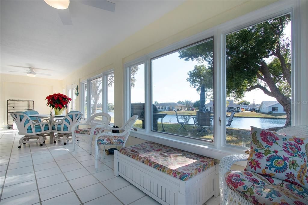 En Venta: $425,000 (2 camas, 2 baños, 2213 Pies cuadrados)