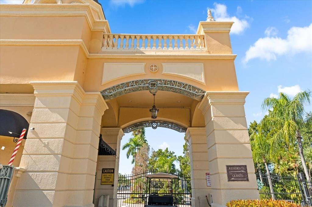 待售: $275,000 (2 贝兹, 2 浴室, 1230 平方英尺)