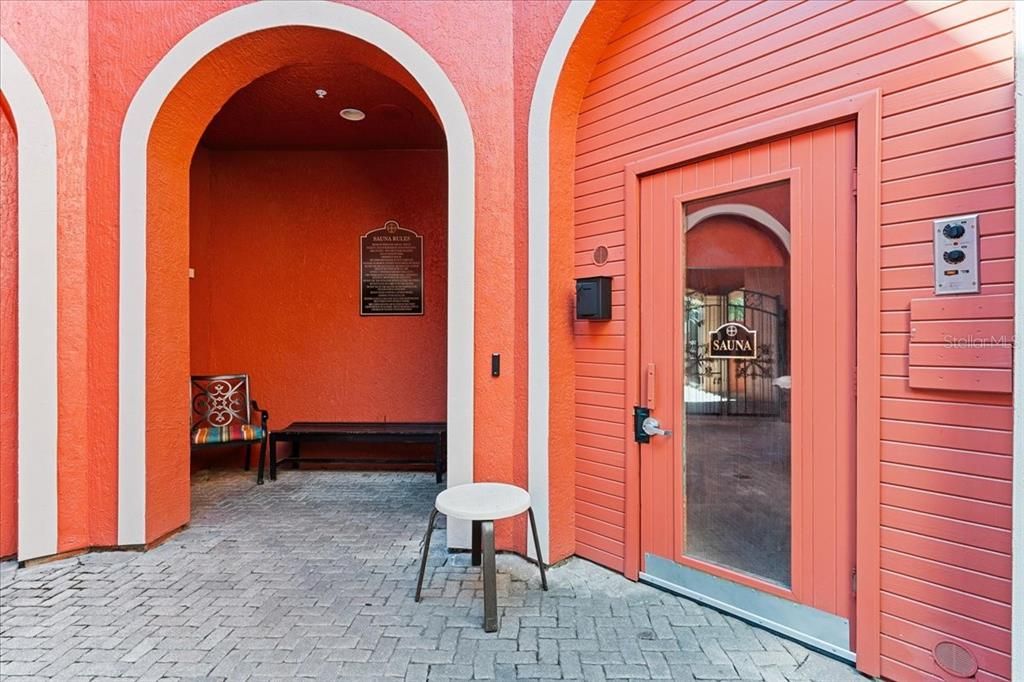 待售: $275,000 (2 贝兹, 2 浴室, 1230 平方英尺)