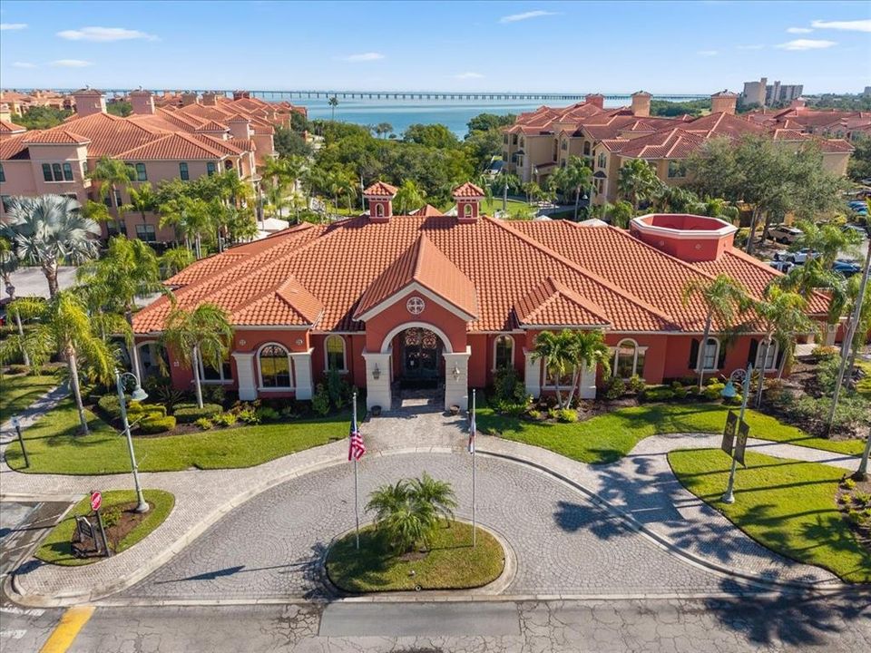 待售: $275,000 (2 贝兹, 2 浴室, 1230 平方英尺)