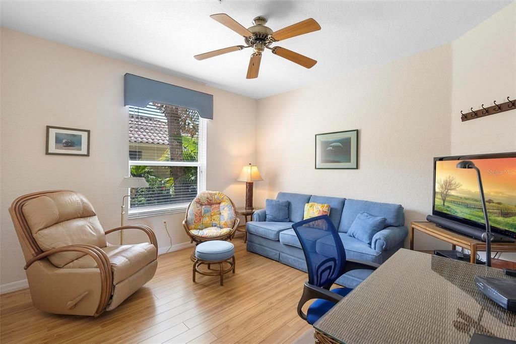 En Venta: $749,900 (3 camas, 2 baños, 1614 Pies cuadrados)