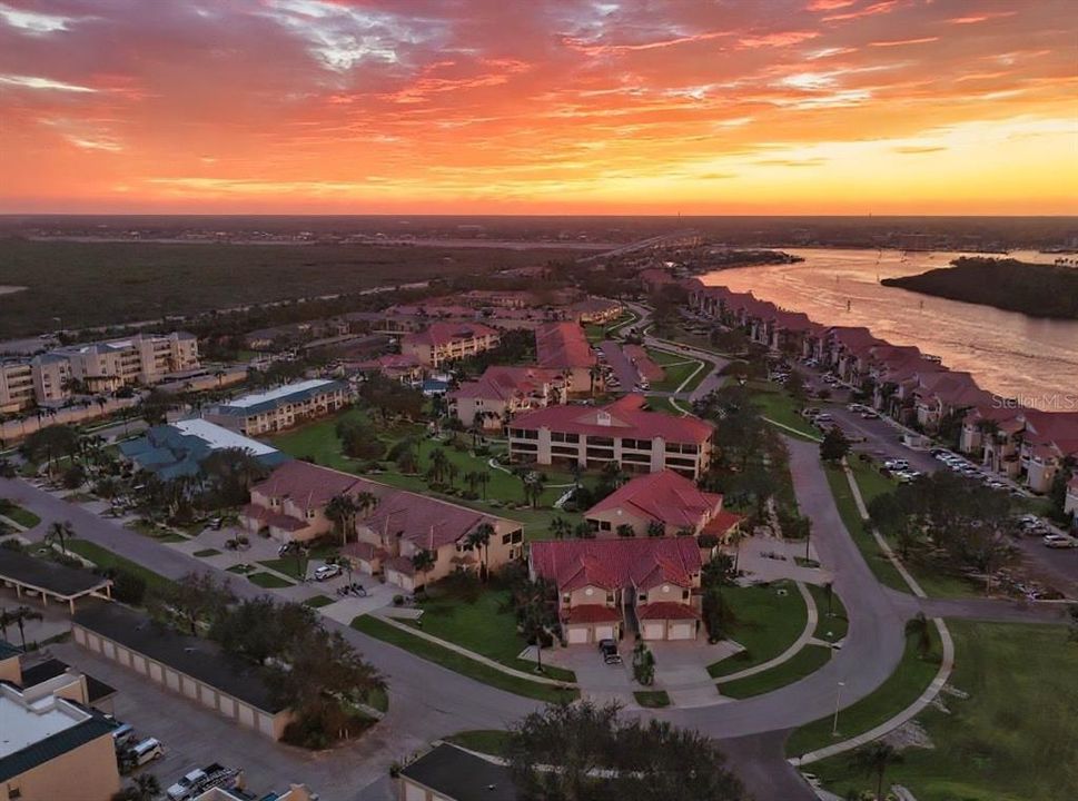 En Venta: $749,900 (3 camas, 2 baños, 1614 Pies cuadrados)