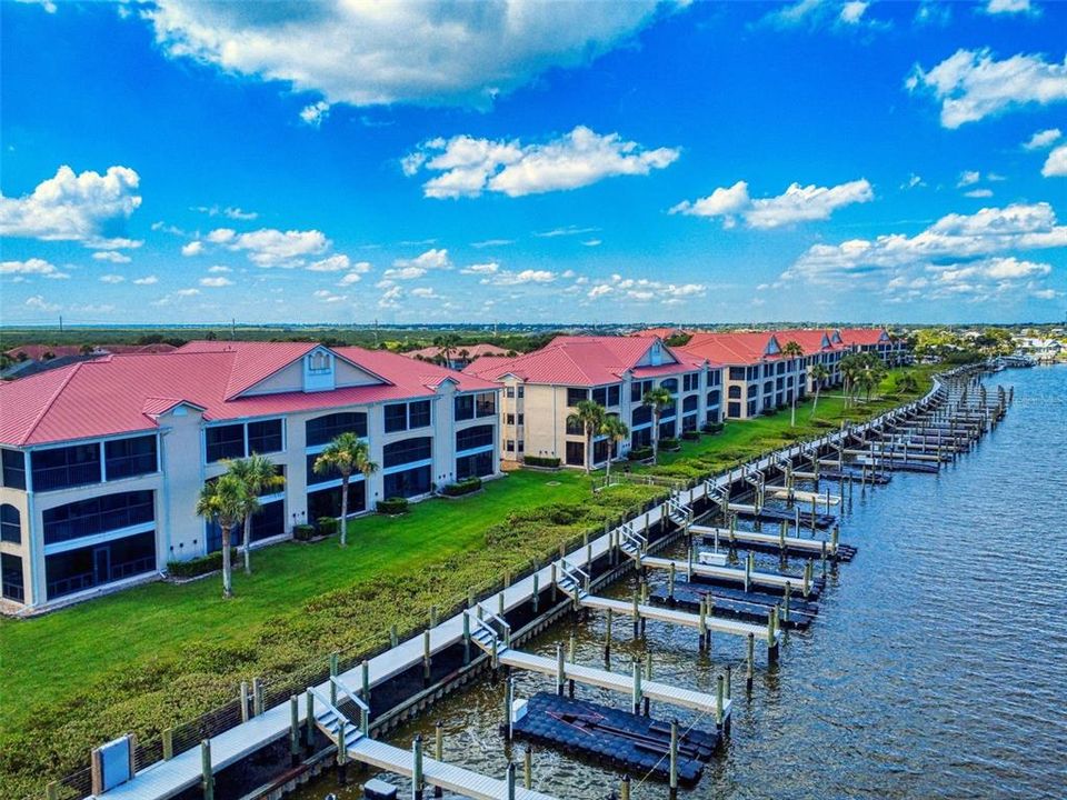 En Venta: $749,900 (3 camas, 2 baños, 1614 Pies cuadrados)