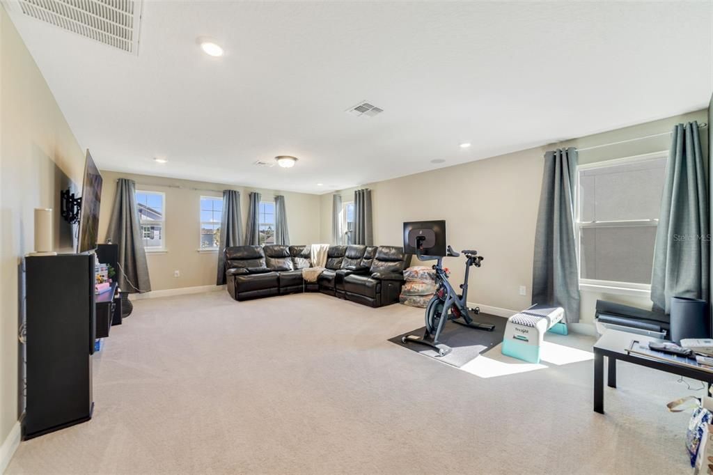 En Venta: $800,000 (5 camas, 3 baños, 3528 Pies cuadrados)