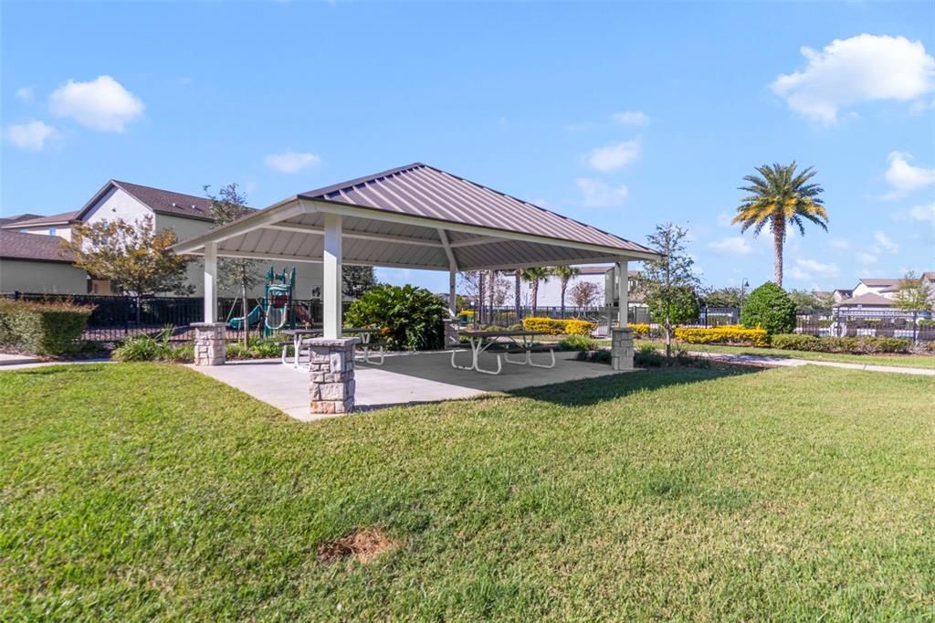 En Venta: $800,000 (5 camas, 3 baños, 3528 Pies cuadrados)