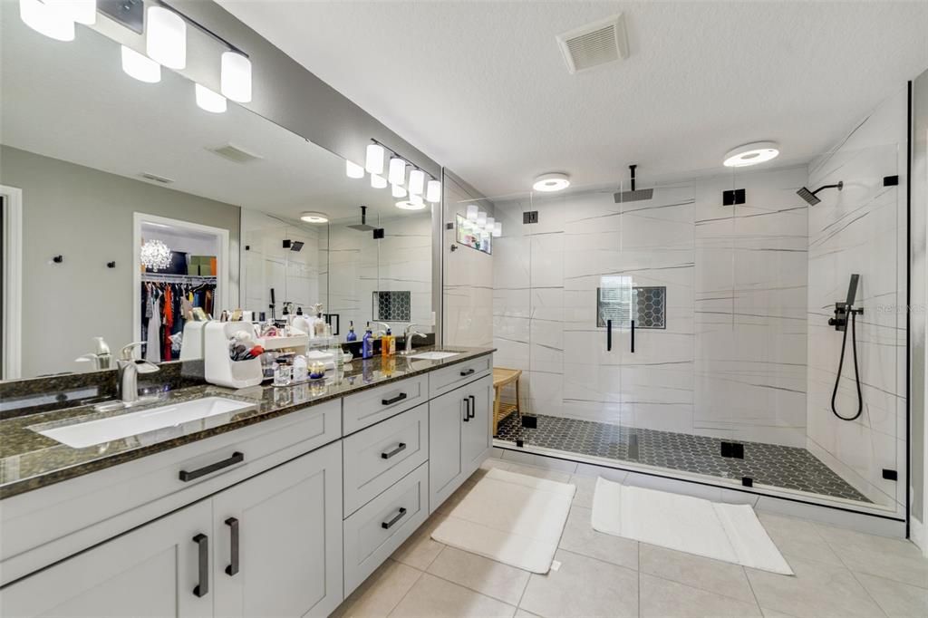 En Venta: $800,000 (5 camas, 3 baños, 3528 Pies cuadrados)