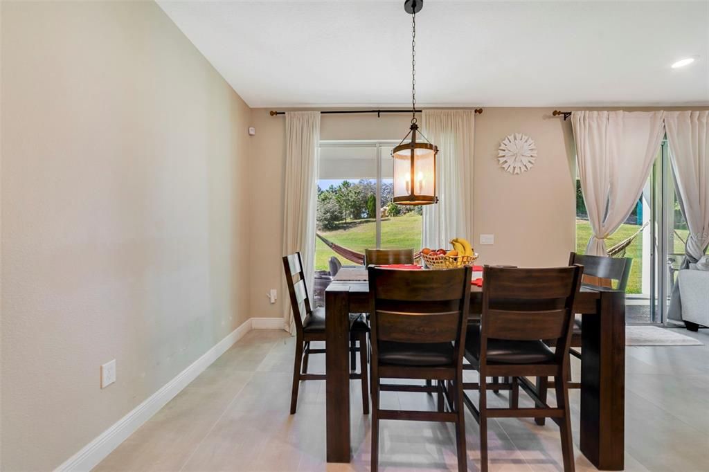 En Venta: $800,000 (5 camas, 3 baños, 3528 Pies cuadrados)