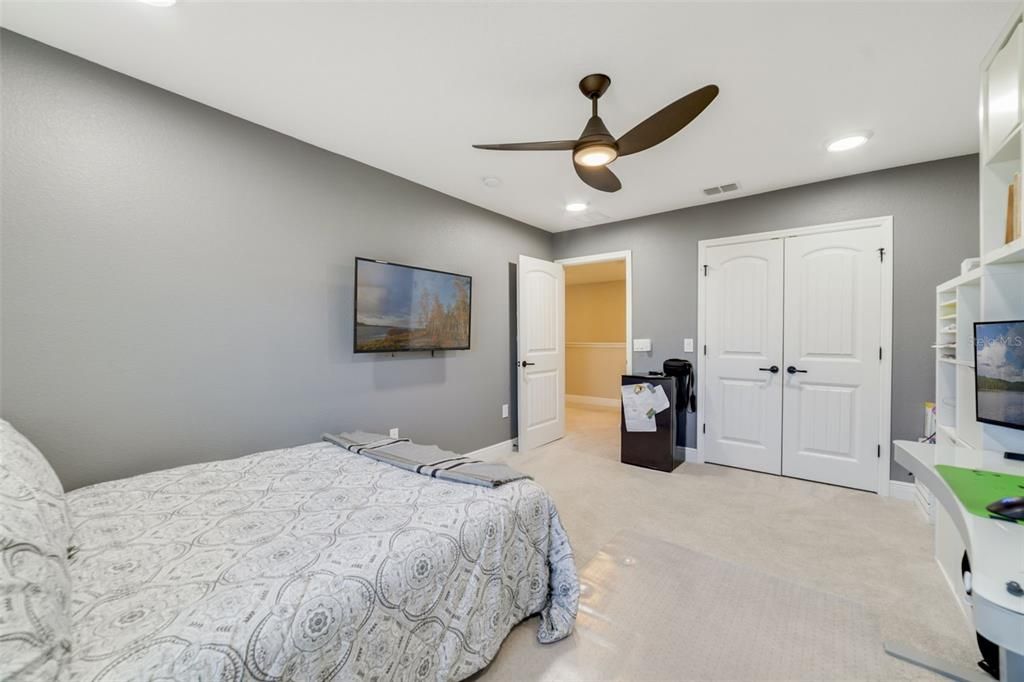 En Venta: $800,000 (5 camas, 3 baños, 3528 Pies cuadrados)