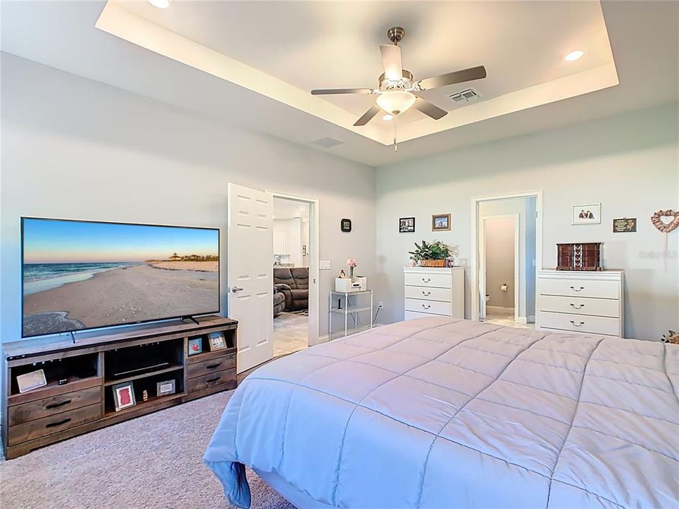 待售: $559,900 (5 贝兹, 3 浴室, 3092 平方英尺)