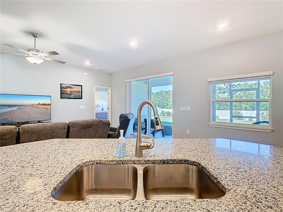 待售: $559,900 (5 贝兹, 3 浴室, 3092 平方英尺)