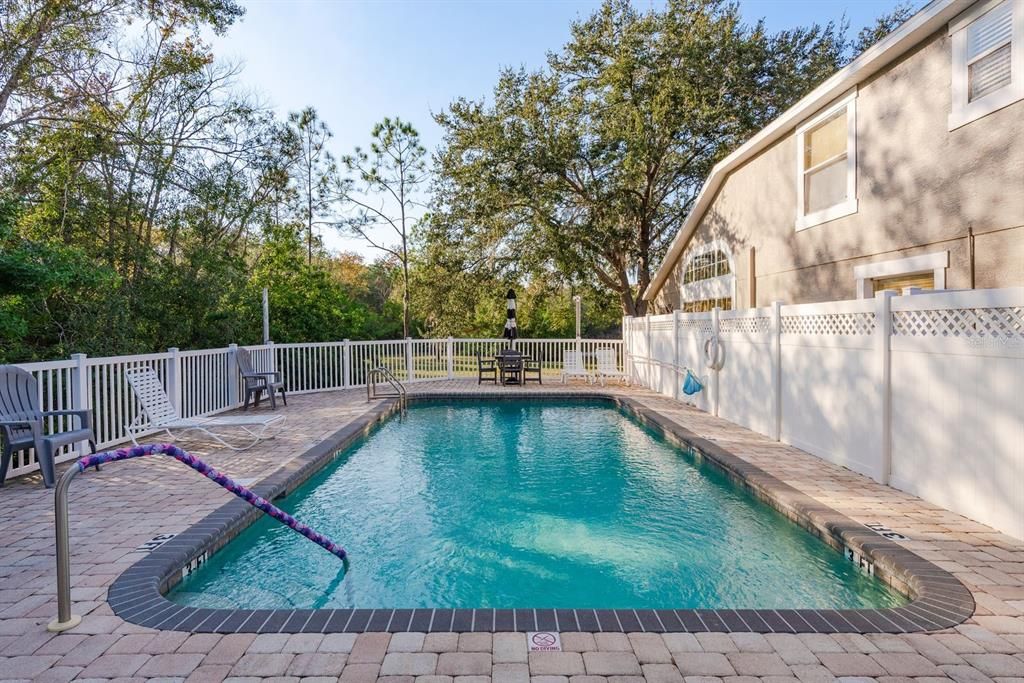 For Sale: $349,900 (2 beds, 2 baths, 1412 Square Feet)