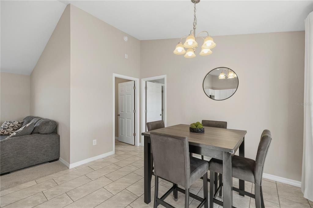 For Sale: $259,900 (3 beds, 2 baths, 1282 Square Feet)