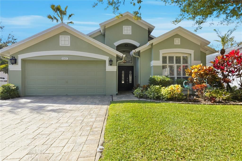 Active With Contract: $625,000 (3 beds, 2 baths, 1882 Square Feet)