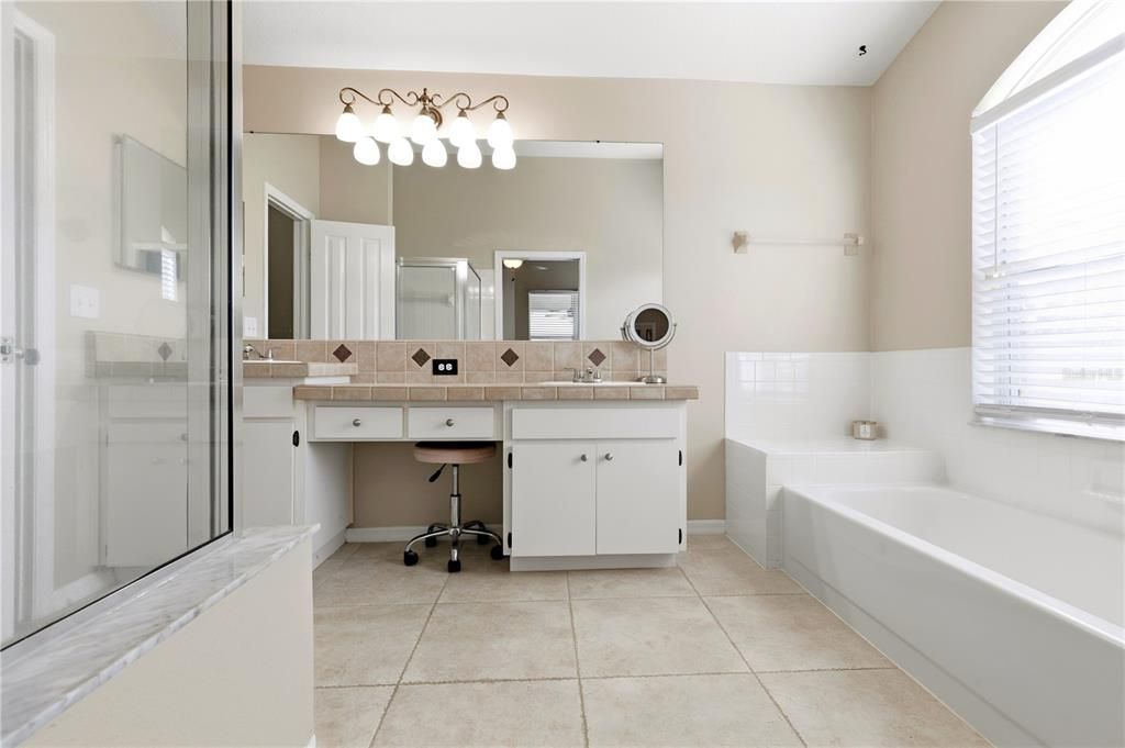 Active With Contract: $625,000 (3 beds, 2 baths, 1882 Square Feet)