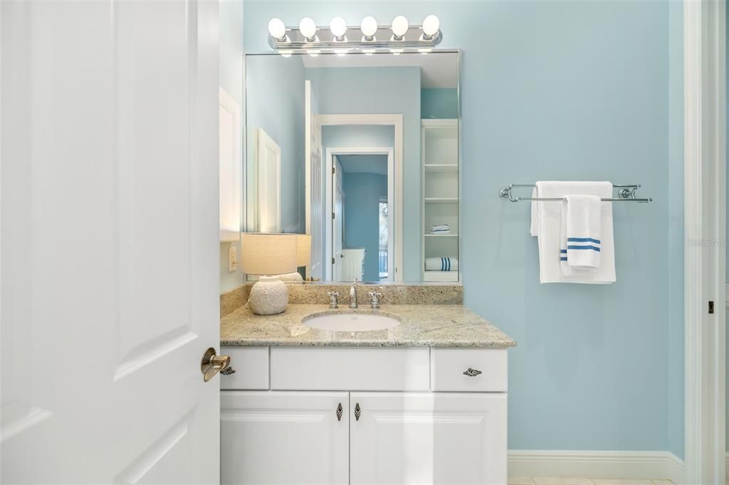 For Sale: $2,345,000 (4 beds, 4 baths, 4820 Square Feet)