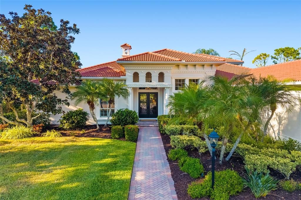 For Sale: $2,345,000 (4 beds, 4 baths, 4820 Square Feet)