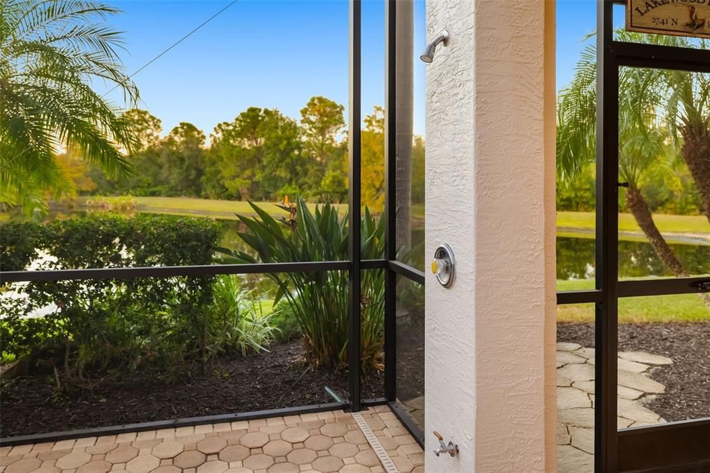 For Sale: $2,345,000 (4 beds, 4 baths, 4820 Square Feet)