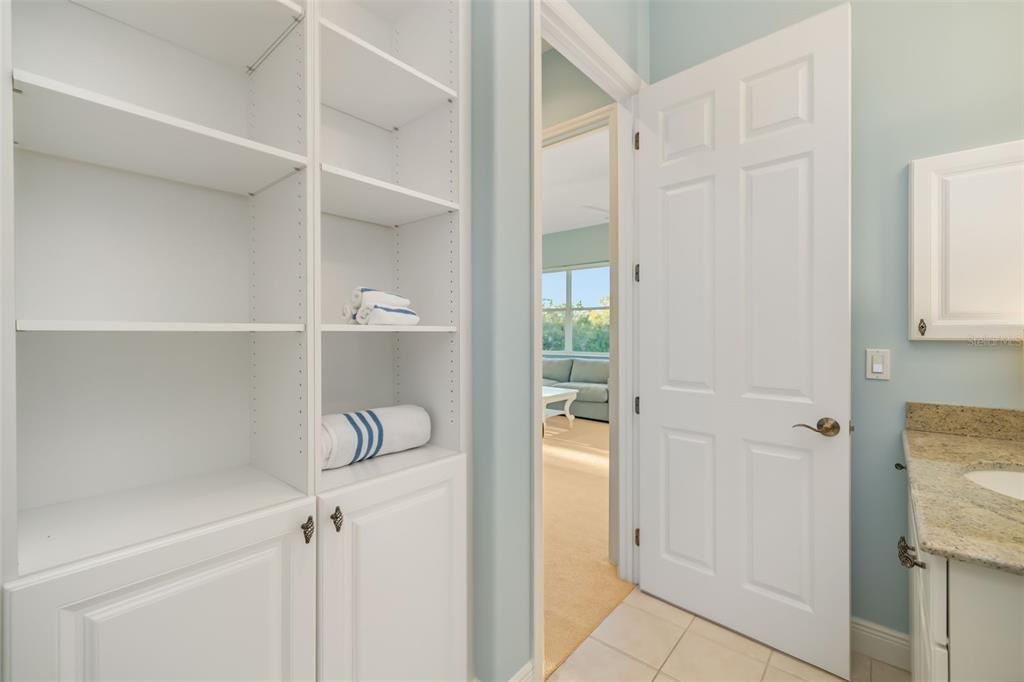 For Sale: $2,345,000 (4 beds, 4 baths, 4820 Square Feet)