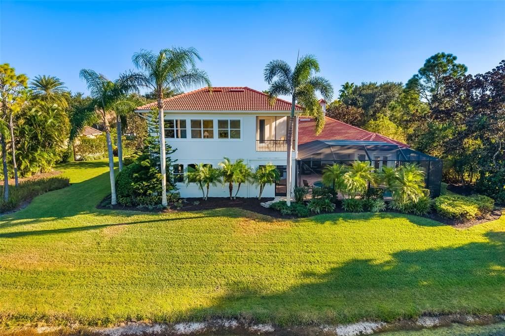 For Sale: $2,345,000 (4 beds, 4 baths, 4820 Square Feet)