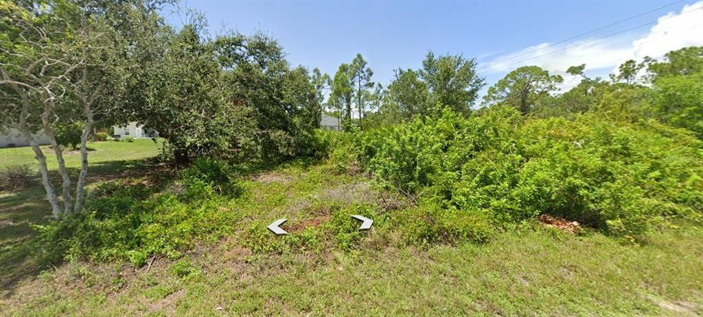 待售: $17,000 (0.22 acres)