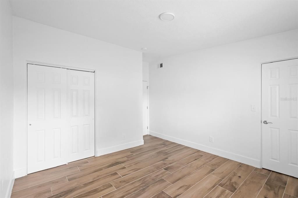 En Venta: $719,900 (4 camas, 3 baños, 2676 Pies cuadrados)