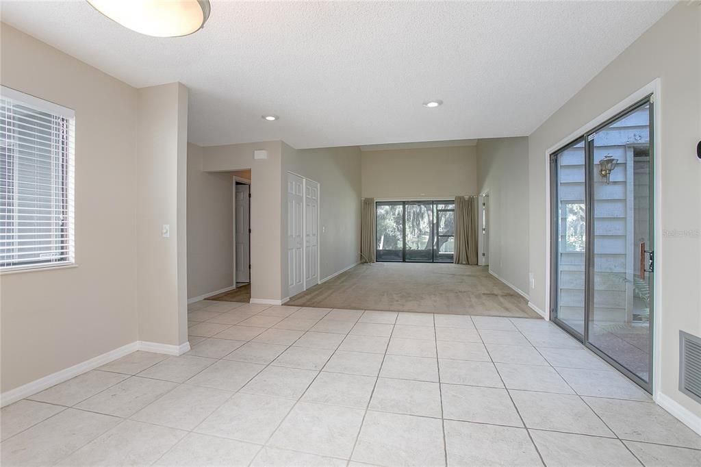 Под контрактом: $280,000 (2 спален, 2 ванн, 1248 Квадратных фут)