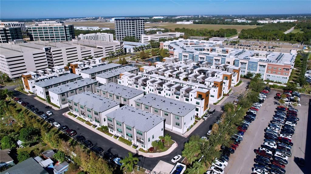 На продажу: $689,000 (3 спален, 3 ванн, 2038 Квадратных фут)