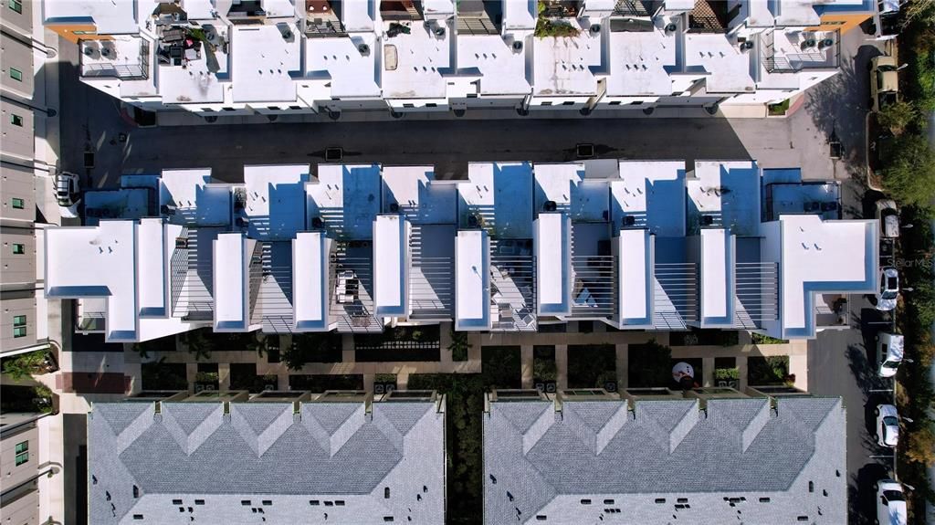 На продажу: $689,000 (3 спален, 3 ванн, 2038 Квадратных фут)