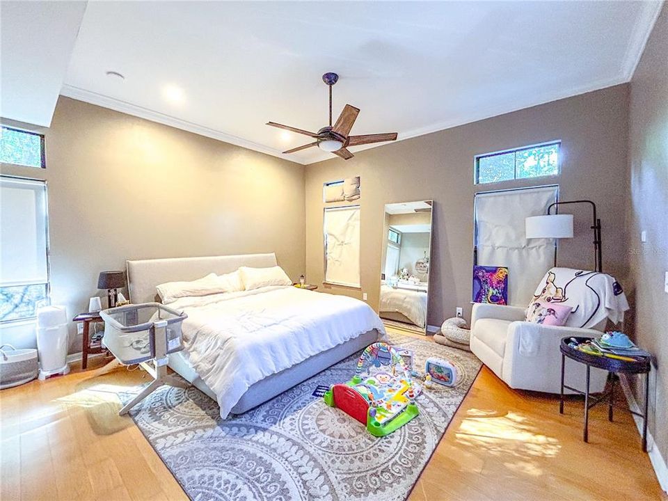 出租: $2,900 (3 贝兹, 2 浴室, 2340 平方英尺)