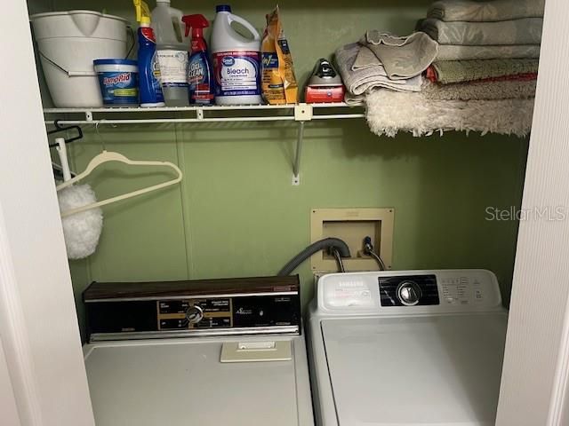 待售: $175,000 (2 贝兹, 2 浴室, 1040 平方英尺)