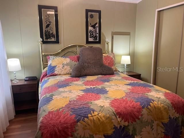 待售: $175,000 (2 贝兹, 2 浴室, 1040 平方英尺)