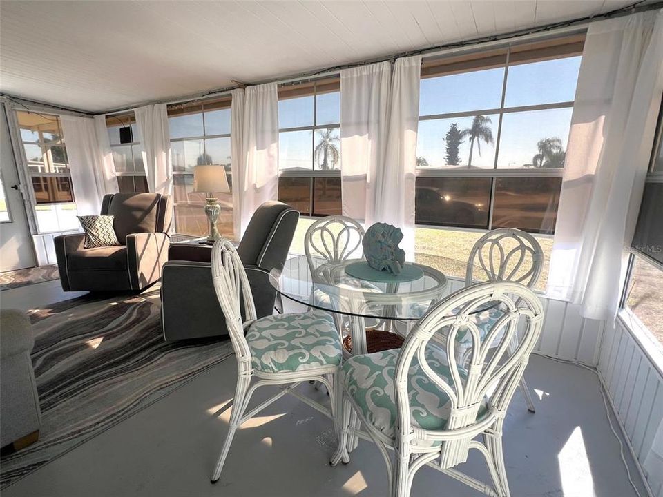 待售: $109,500 (2 贝兹, 2 浴室, 672 平方英尺)