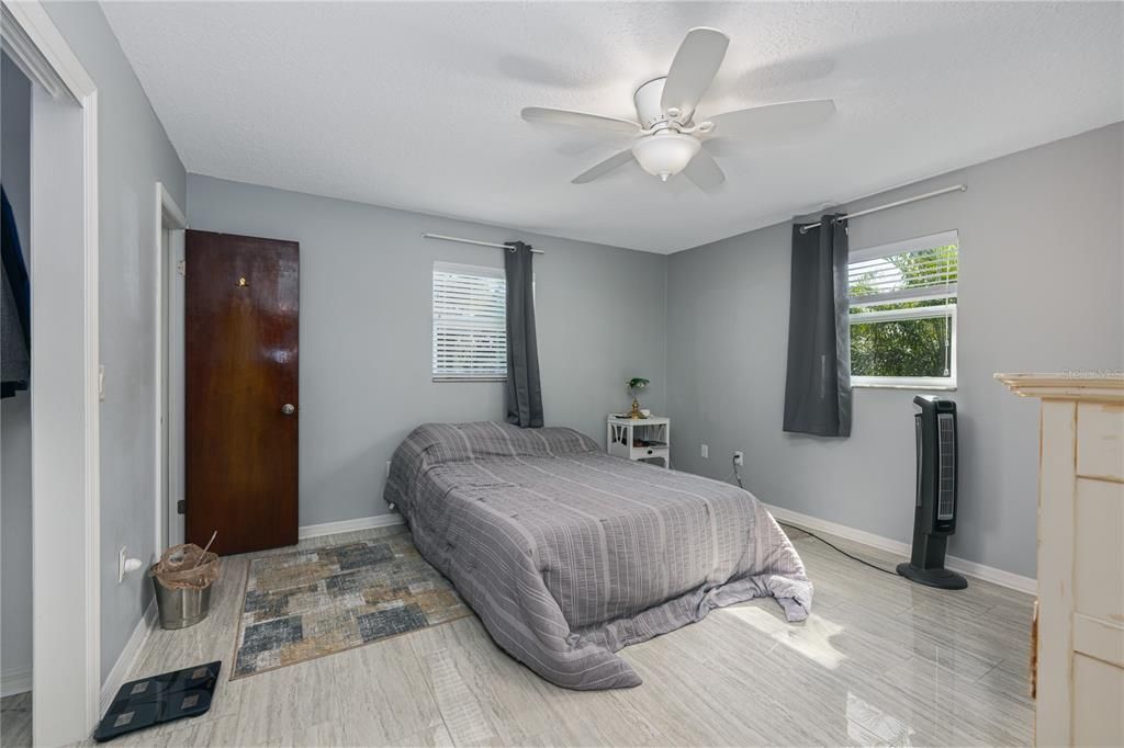 待售: $315,000 (3 贝兹, 2 浴室, 1238 平方英尺)