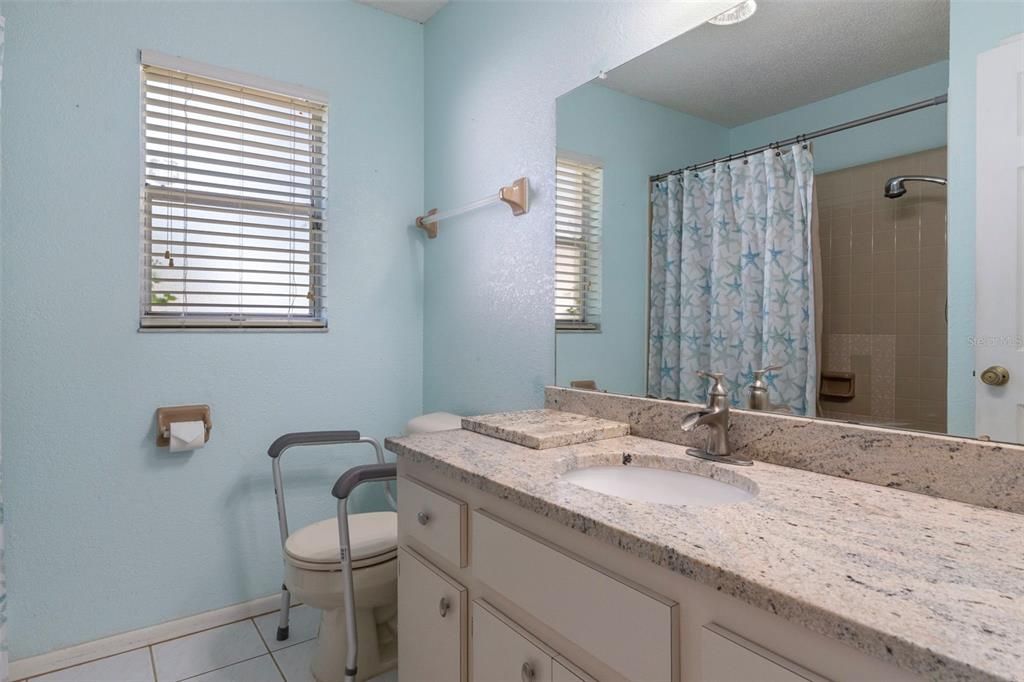 For Sale: $339,900 (2 beds, 2 baths, 1548 Square Feet)