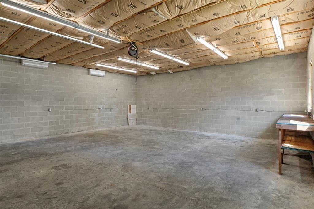 For Sale: $339,900 (2 beds, 2 baths, 1548 Square Feet)