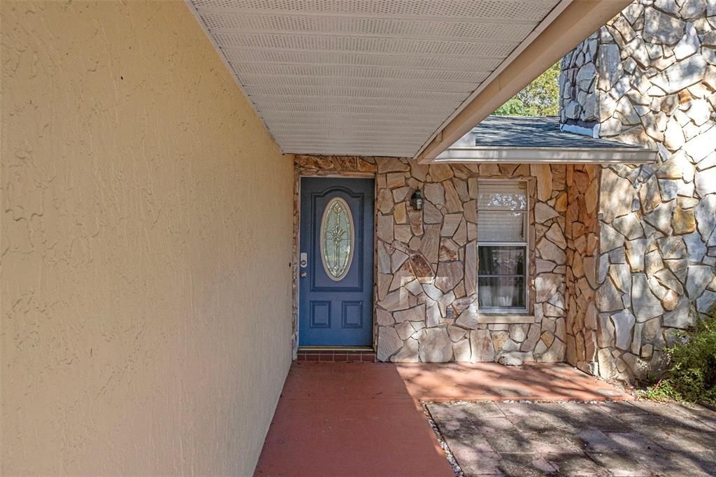 For Sale: $339,900 (2 beds, 2 baths, 1548 Square Feet)