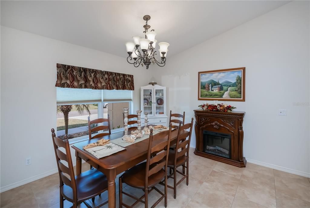 Active With Contract: $309,900 (2 beds, 2 baths, 1786 Square Feet)