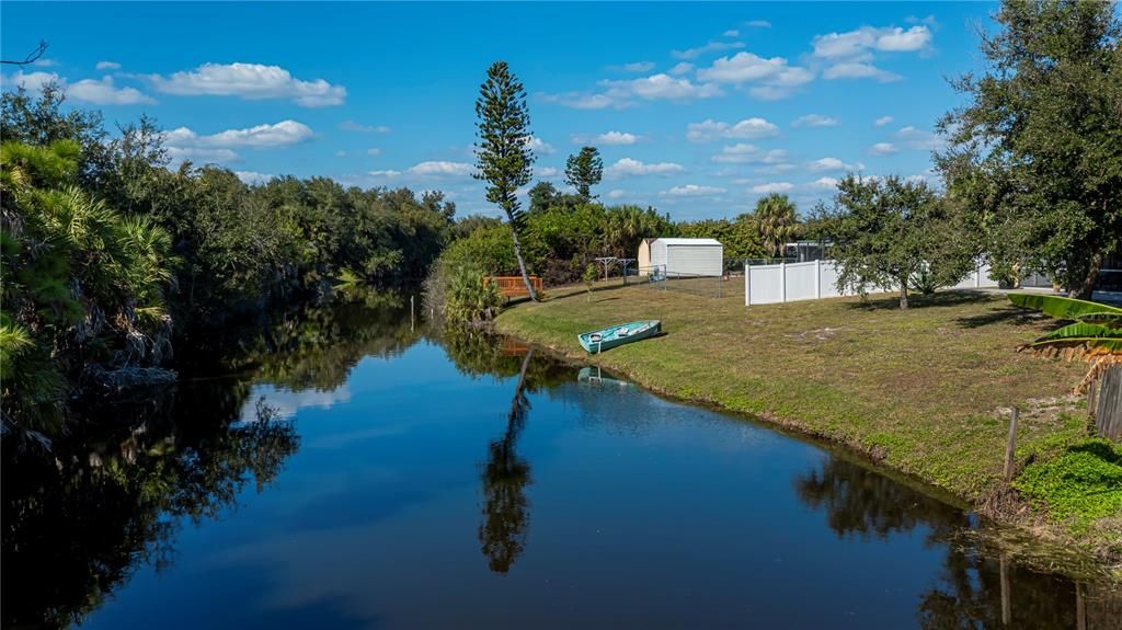 Active With Contract: $309,900 (2 beds, 2 baths, 1786 Square Feet)