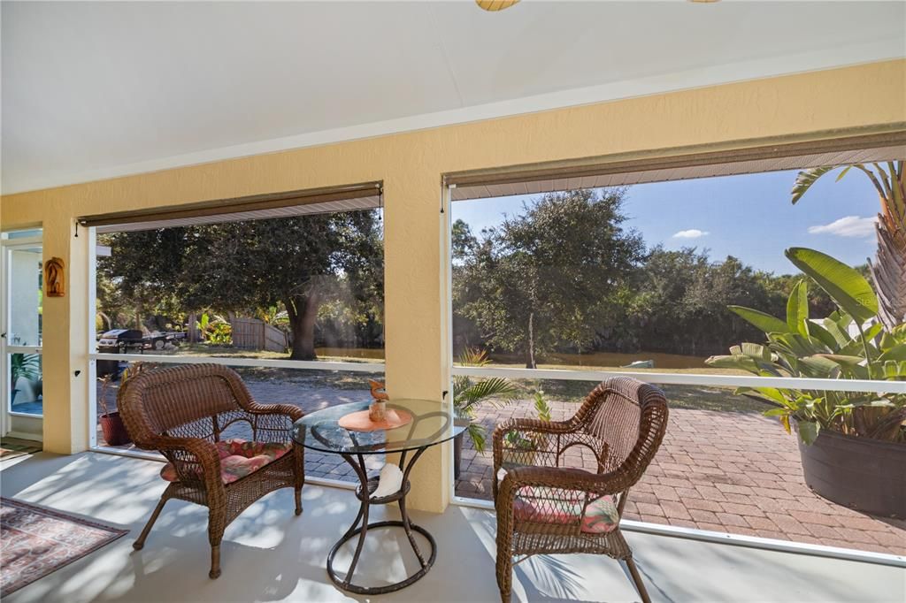 Active With Contract: $309,900 (2 beds, 2 baths, 1786 Square Feet)