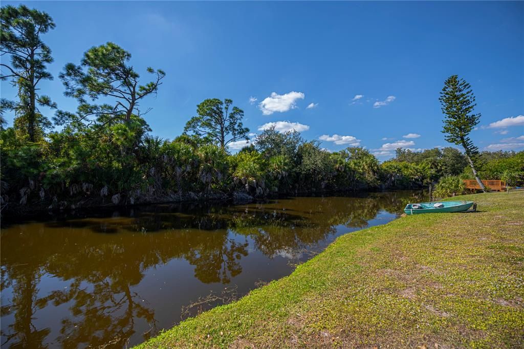 Active With Contract: $309,900 (2 beds, 2 baths, 1786 Square Feet)