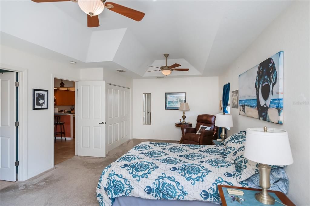 Active With Contract: $309,900 (2 beds, 2 baths, 1786 Square Feet)