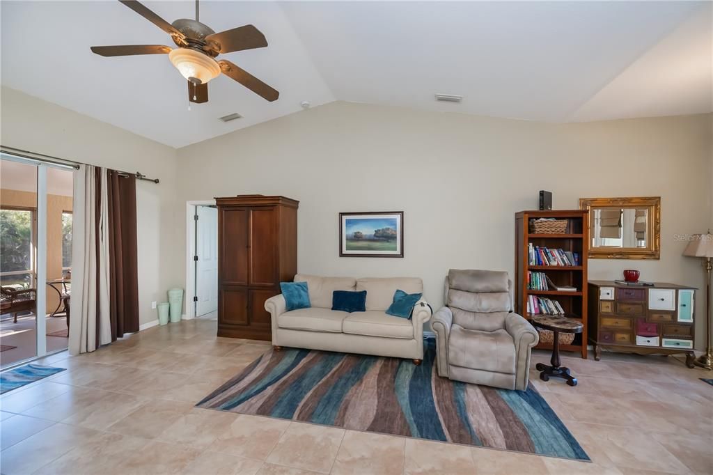 Active With Contract: $309,900 (2 beds, 2 baths, 1786 Square Feet)