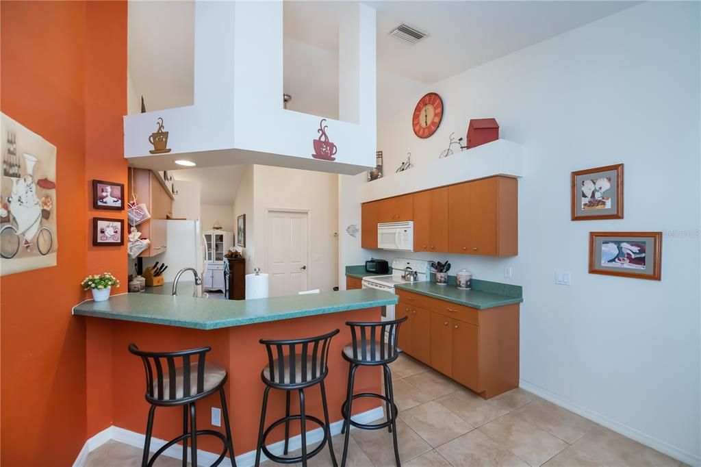 Active With Contract: $309,900 (2 beds, 2 baths, 1786 Square Feet)