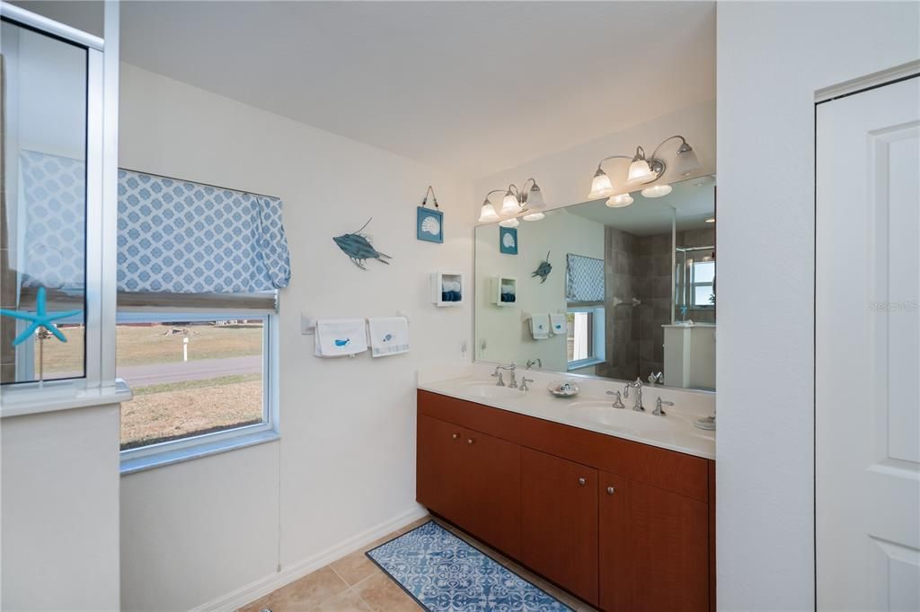 Active With Contract: $309,900 (2 beds, 2 baths, 1786 Square Feet)