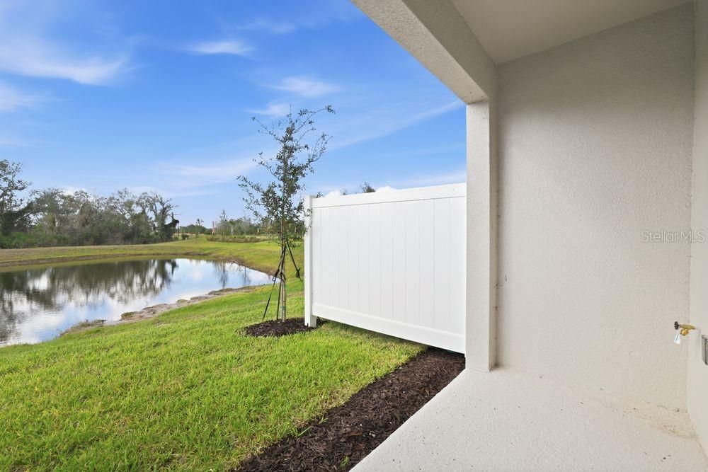 待售: $229,999 (2 贝兹, 2 浴室, 1219 平方英尺)