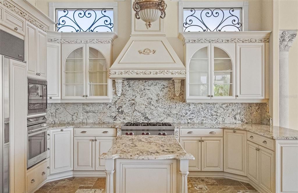 For Sale: $3,650,000 (5 beds, 4 baths, 6310 Square Feet)