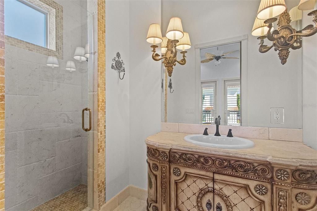 For Sale: $3,650,000 (5 beds, 4 baths, 6310 Square Feet)