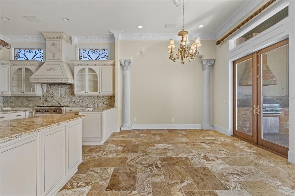 For Sale: $3,650,000 (5 beds, 4 baths, 6310 Square Feet)